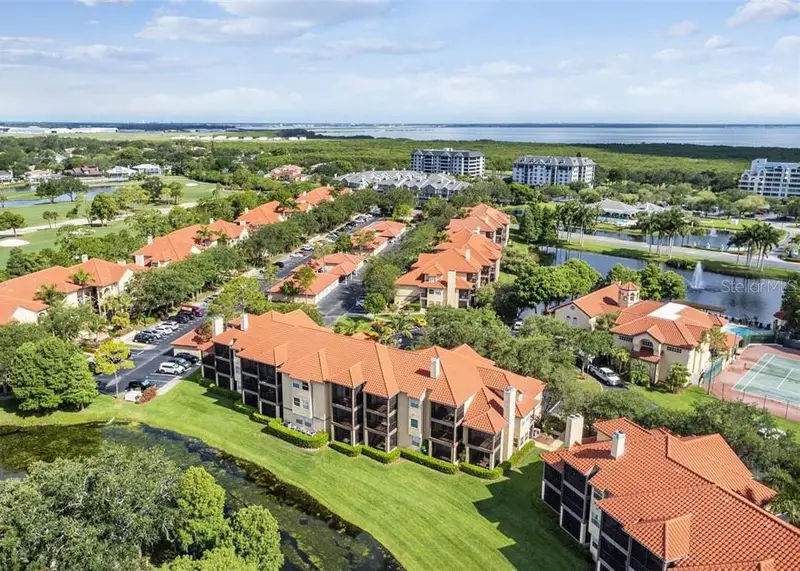 2400 Feather Sound Dr #924, FL