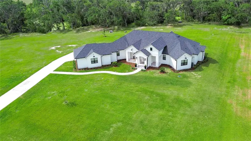 111 Alafia Estates Ln, FL