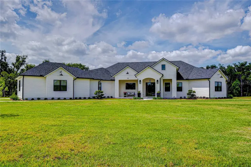 111 Alafia Estates Ln, FL
