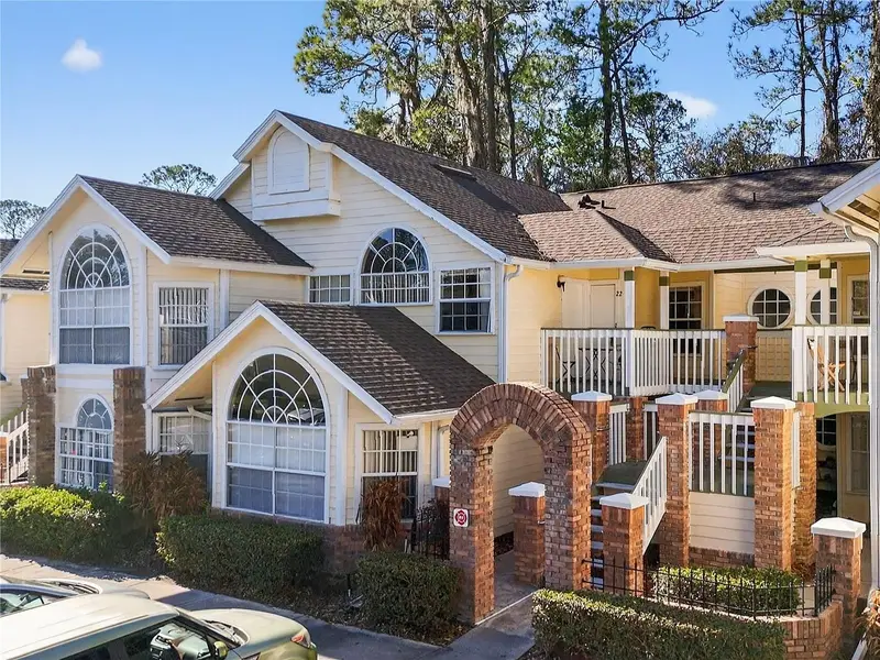 5005 Laguna Bay Cir #22, FL