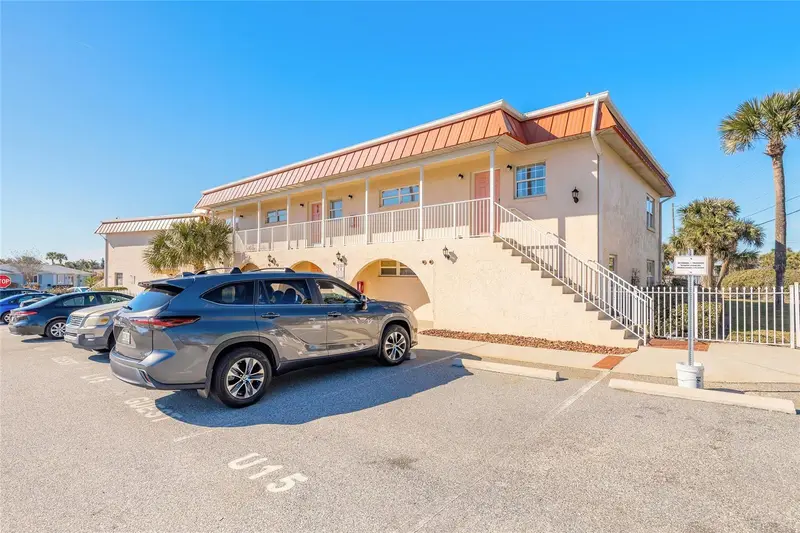 1510 Ocean Shore Blvd #415, FL