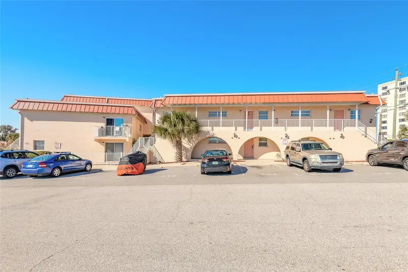 1510 Ocean Shore Blvd #415, FL