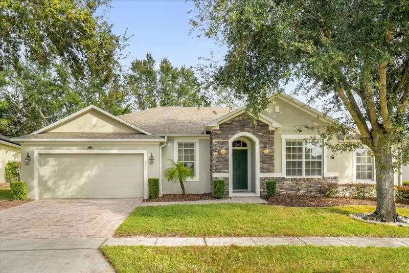 2284 Pickford Cir, FL