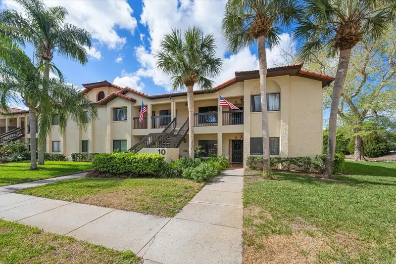 1801 E Lake Rd #10d, FL