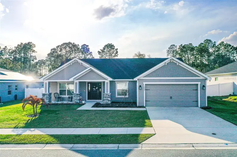 1097 Sandpiper Loop, FL