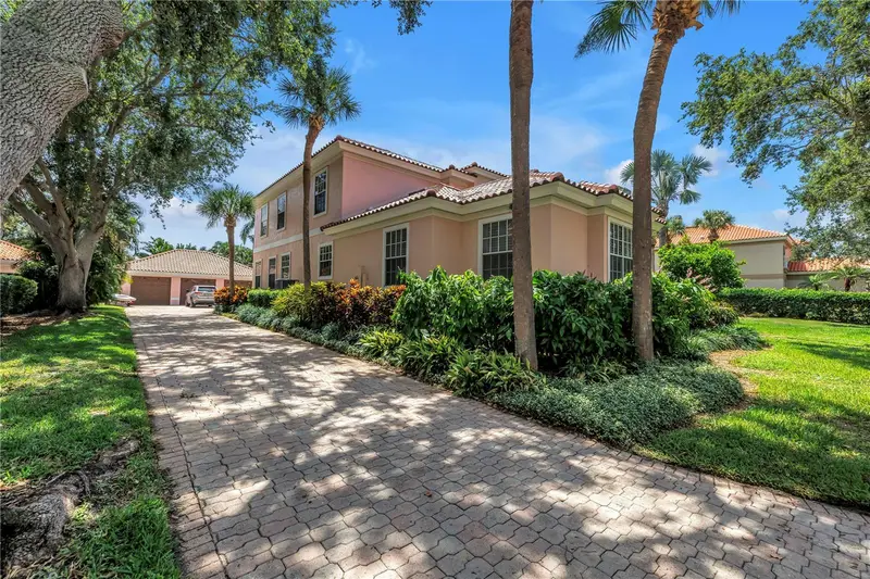 4930 Sandpiper Ln S, FL