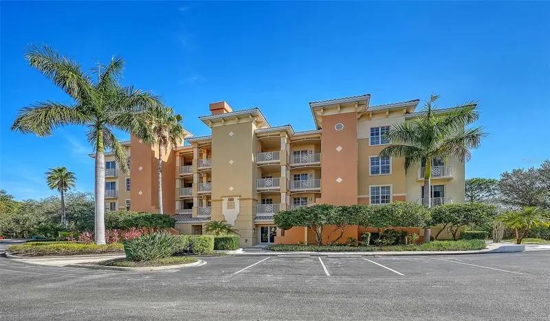 6465 Watercrest Way #301, FL