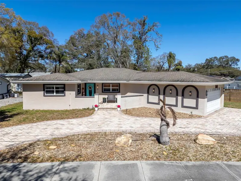 2535 Lake Ellen Dr, FL
