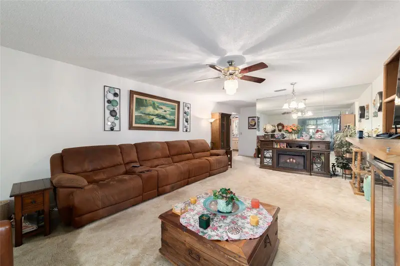 9233 Sw 83rd Ter #D, FL