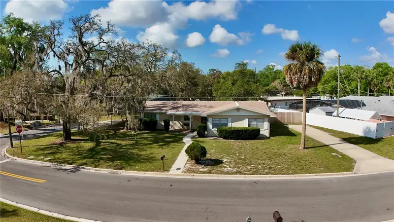 2208 Community Way, FL