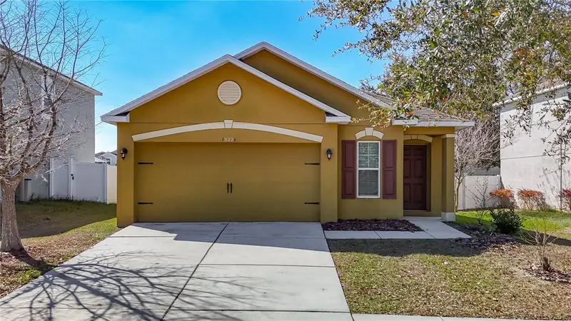 13221 Waterford Castle Dr, FL