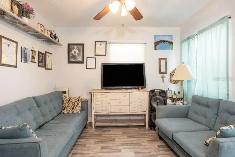 507 S Anderson St, FL