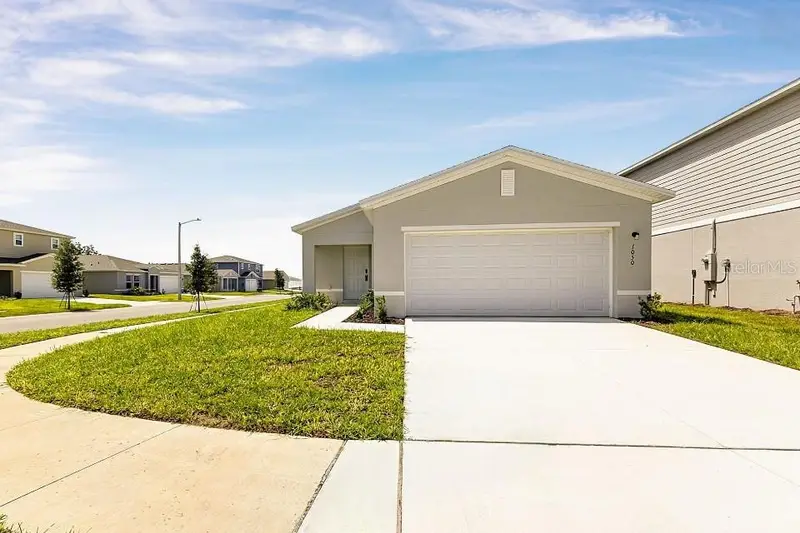1050 Ambleside Dr, FL