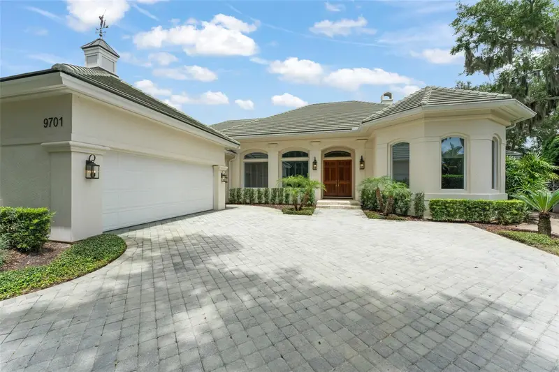 9701 Lake Isleworth Ct, FL