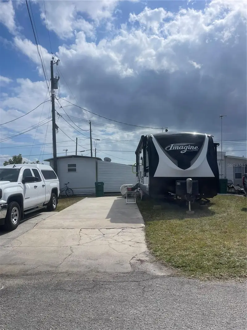 40 Illinois St, FL