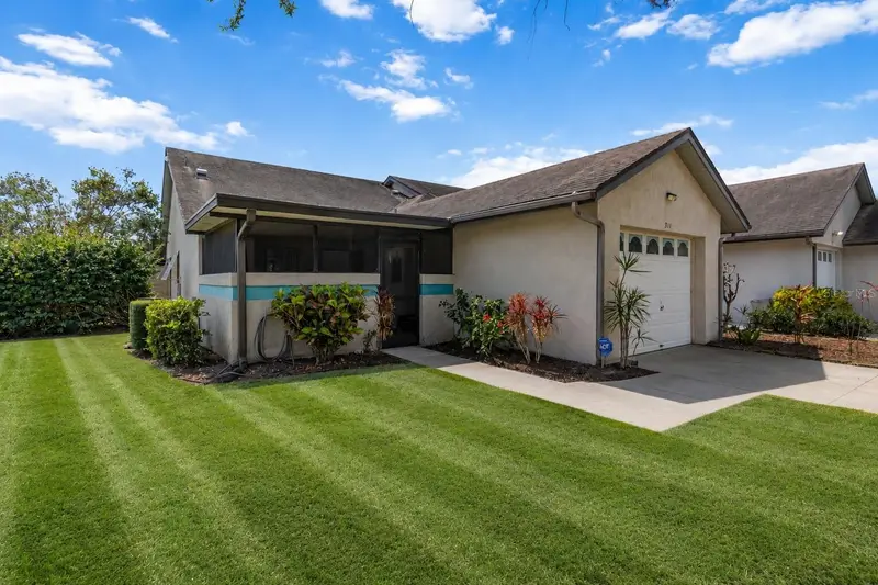 311 40th Ct W, FL