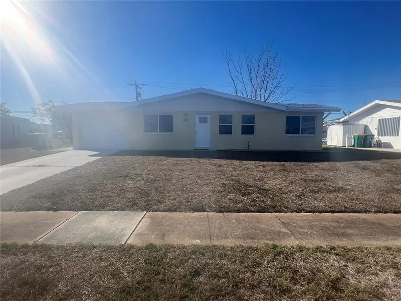 322 Lasayette Dr Ne, FL