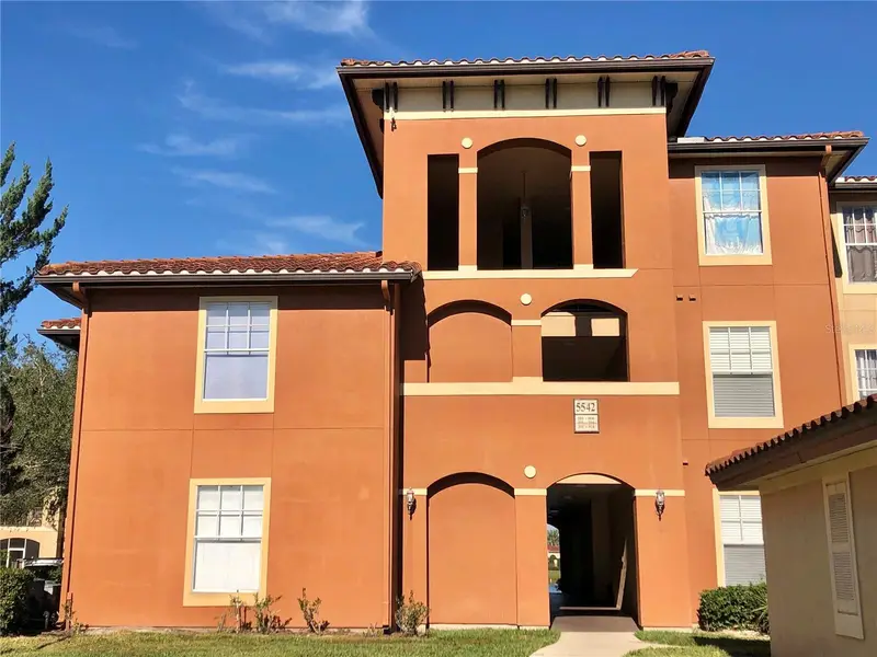5542 Metrowest Boulevard, FL