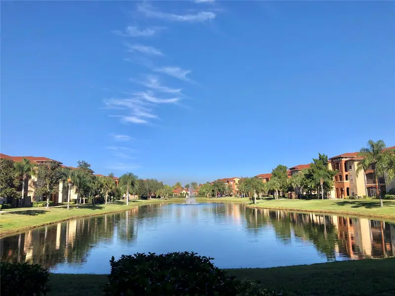 5542 Metrowest Blvd #104, FL