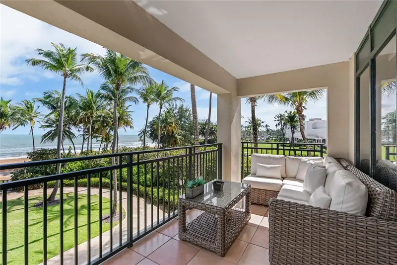 6100 Rio Mar #829899, PR