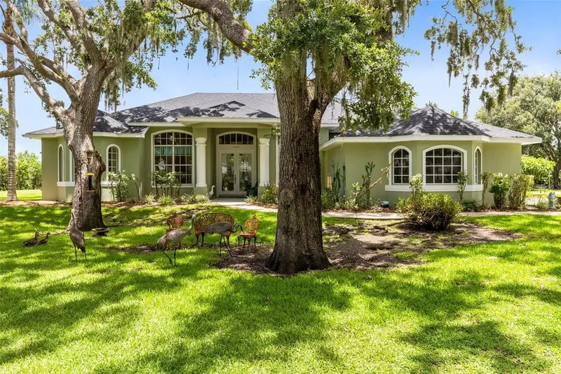 5204 Hammock Pointe Ct, FL