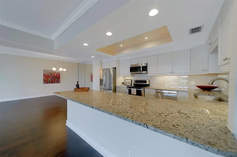 8 Belleview Blvd #308, FL