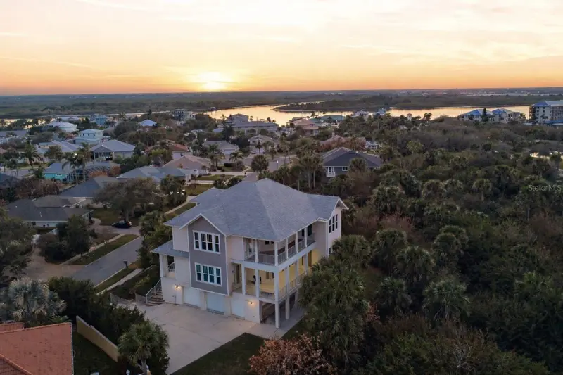 2142 Villa Way, FL