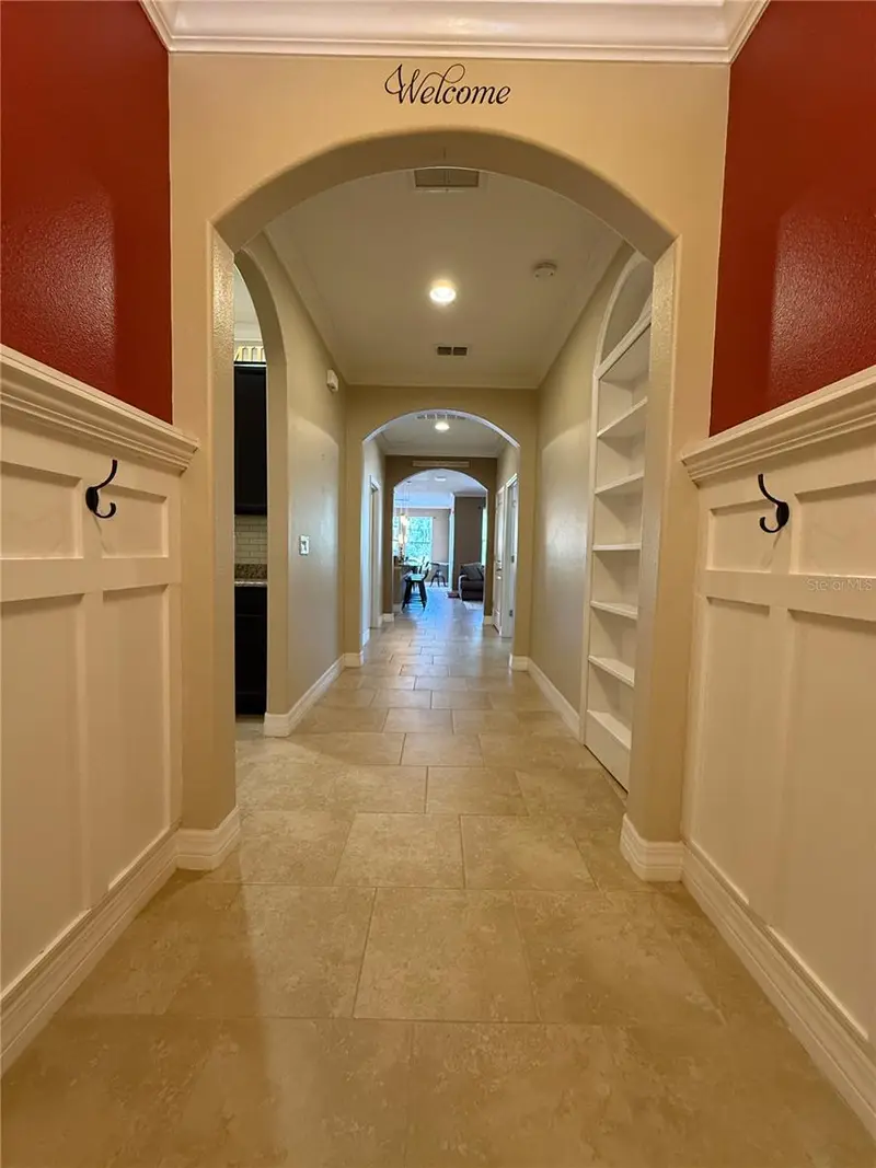 264 Birkdale Dr, FL