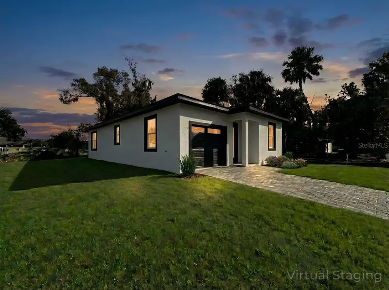 909 Pecan Ave, FL
