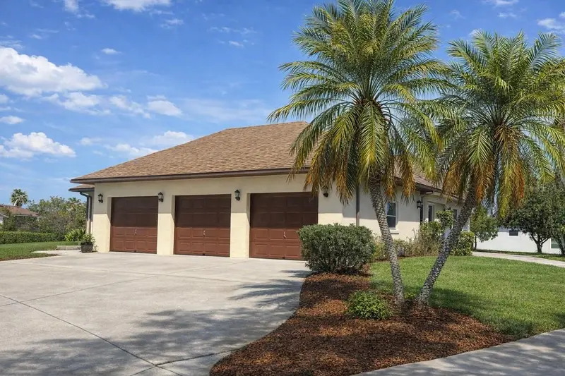 513 Bar Dr, FL