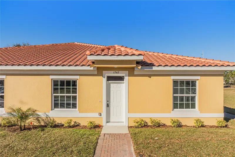 1742 Coriander Dr #1742, FL