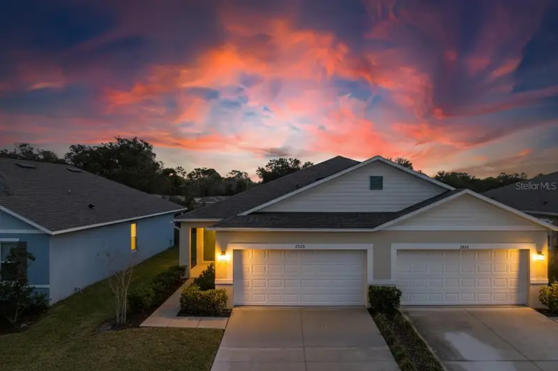 2928 Sunridge Loop, FL