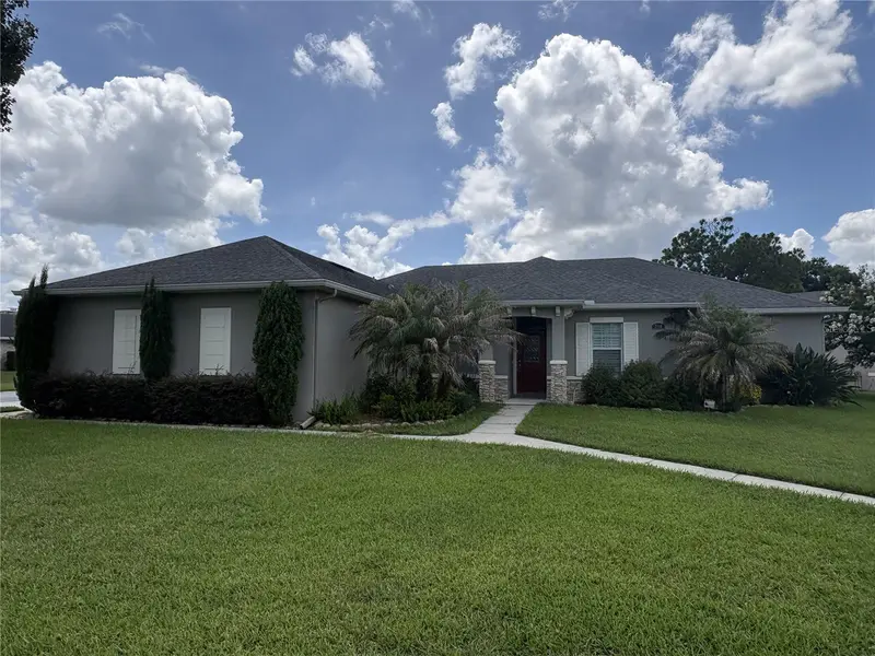 2118 Edgewater Cir, FL