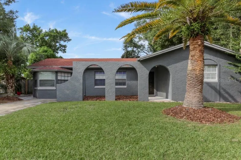 550 Birch Ct, FL