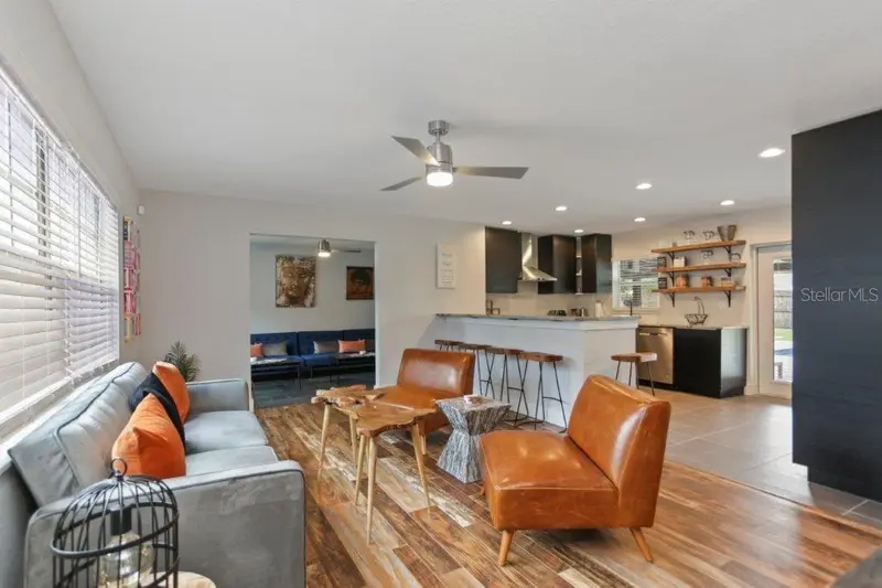550 Birch Ct, FL