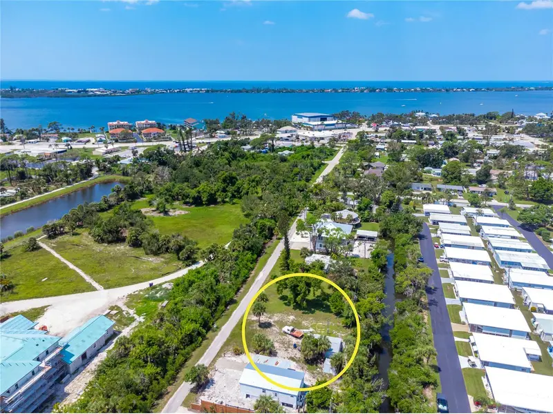240 Riverview Ave, FL