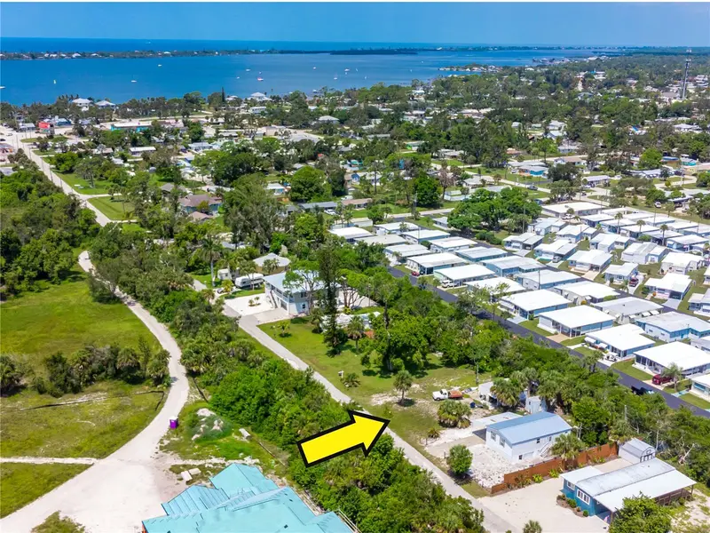 240 Riverview Ave, FL