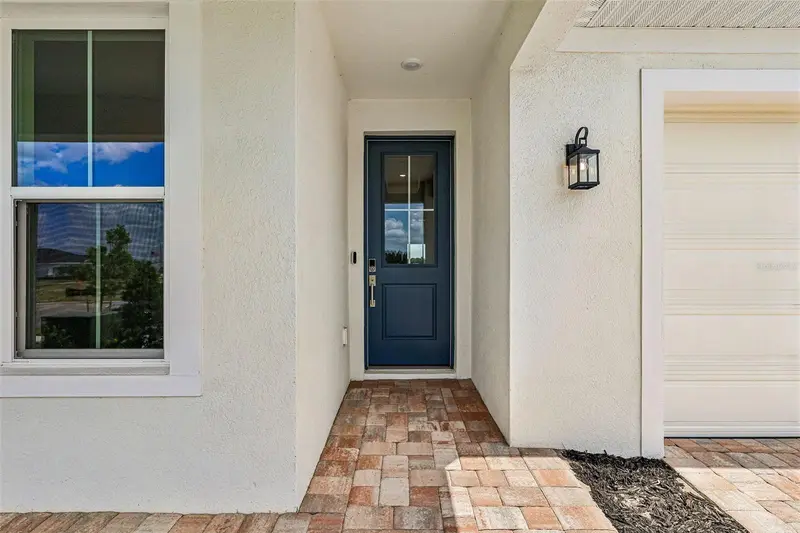 5024 Salado Dr, FL