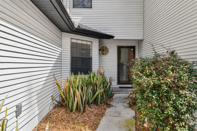 809 Nw 42nd Ter, FL