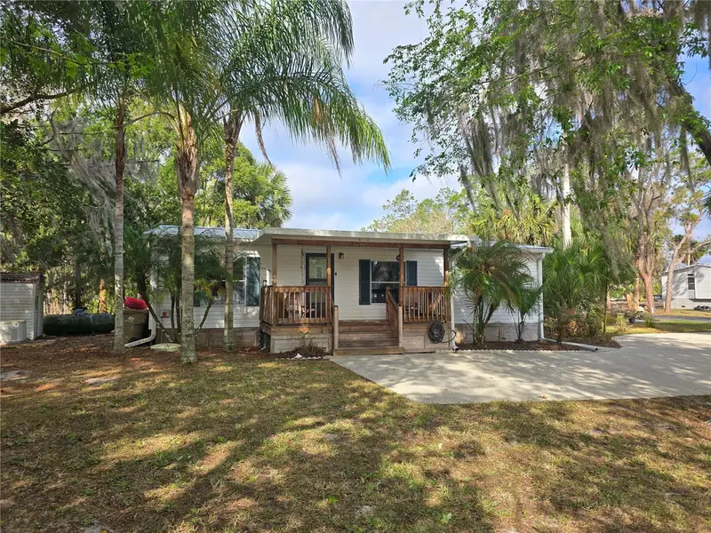 56449 Maple Rd, FL