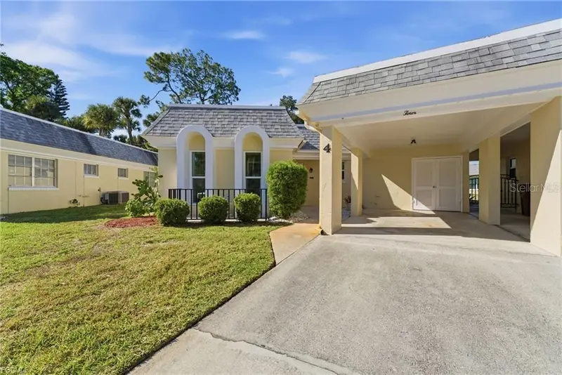 4 E Greens Cir #4e, FL