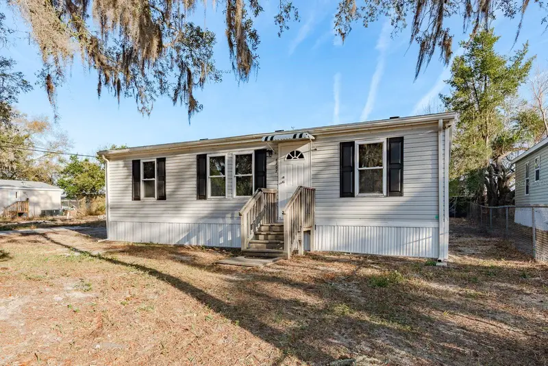 6707 Celeste Ln, FL