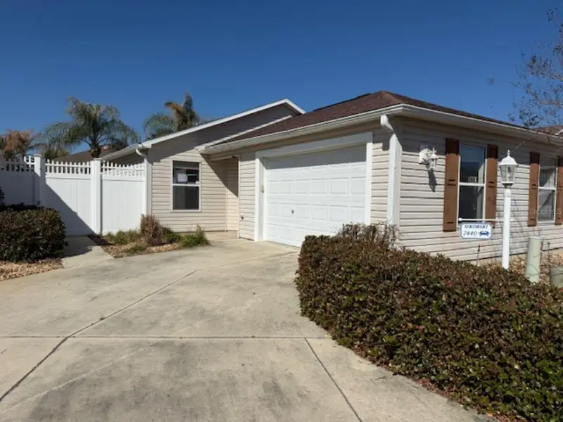 2440 Iverson Ct, FL