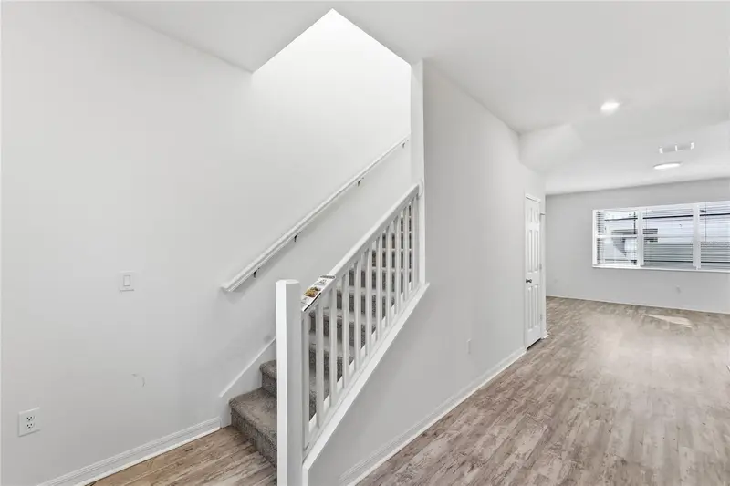 2739 Meadow Stream Way, FL
