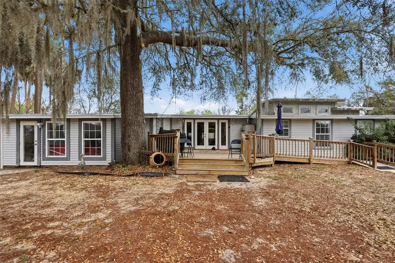 2505 Canal Rd, FL