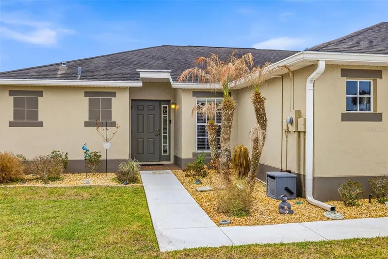 29338 Marker Loop, FL