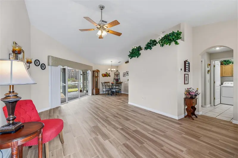 29338 Marker Loop, FL