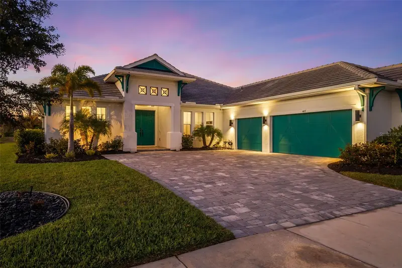 4677 Antrim Dr, FL