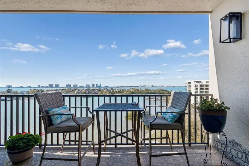 4 Belleview Blvd #701, FL