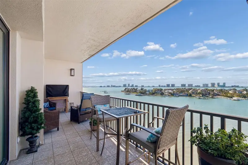 4 Belleview Blvd #701, FL